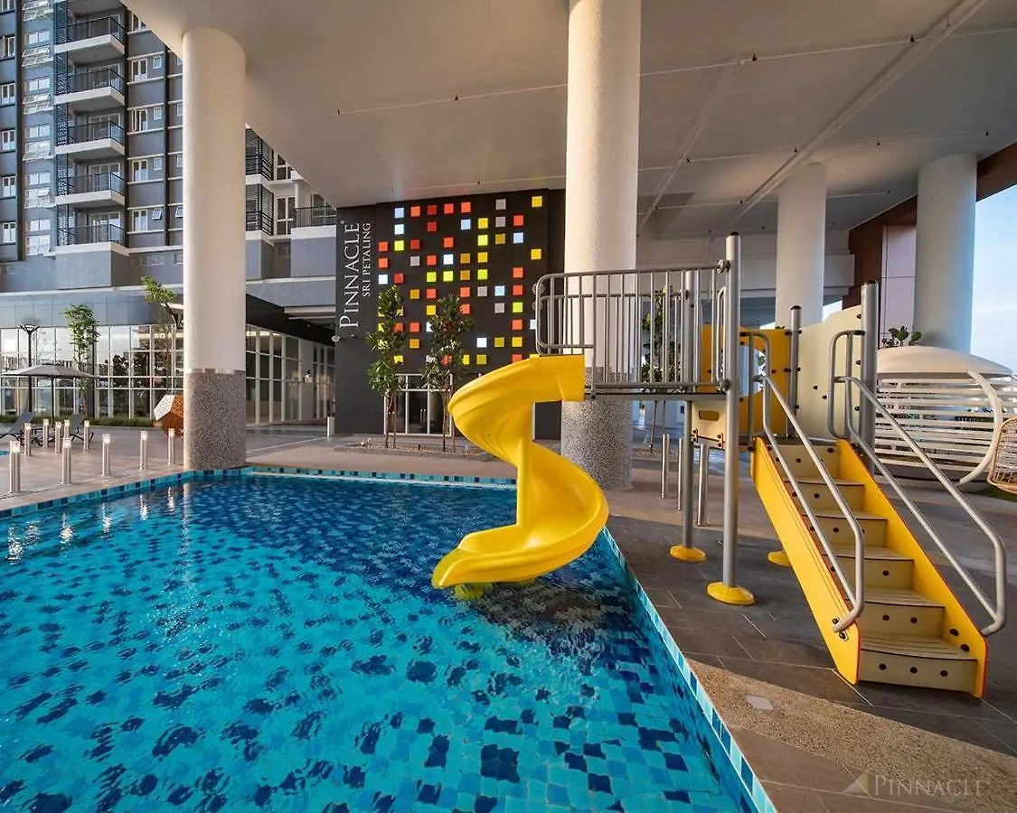 Serviced Apartment In Sri Petaling, كوالالمبور